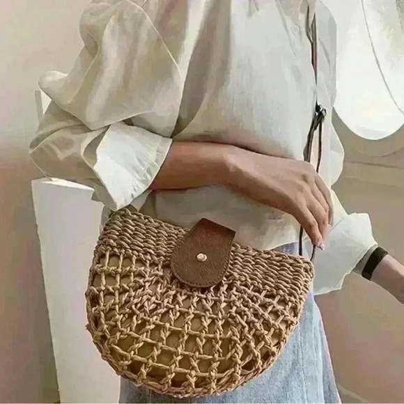 Mini woven crossbody bag - Picture 3 of 6